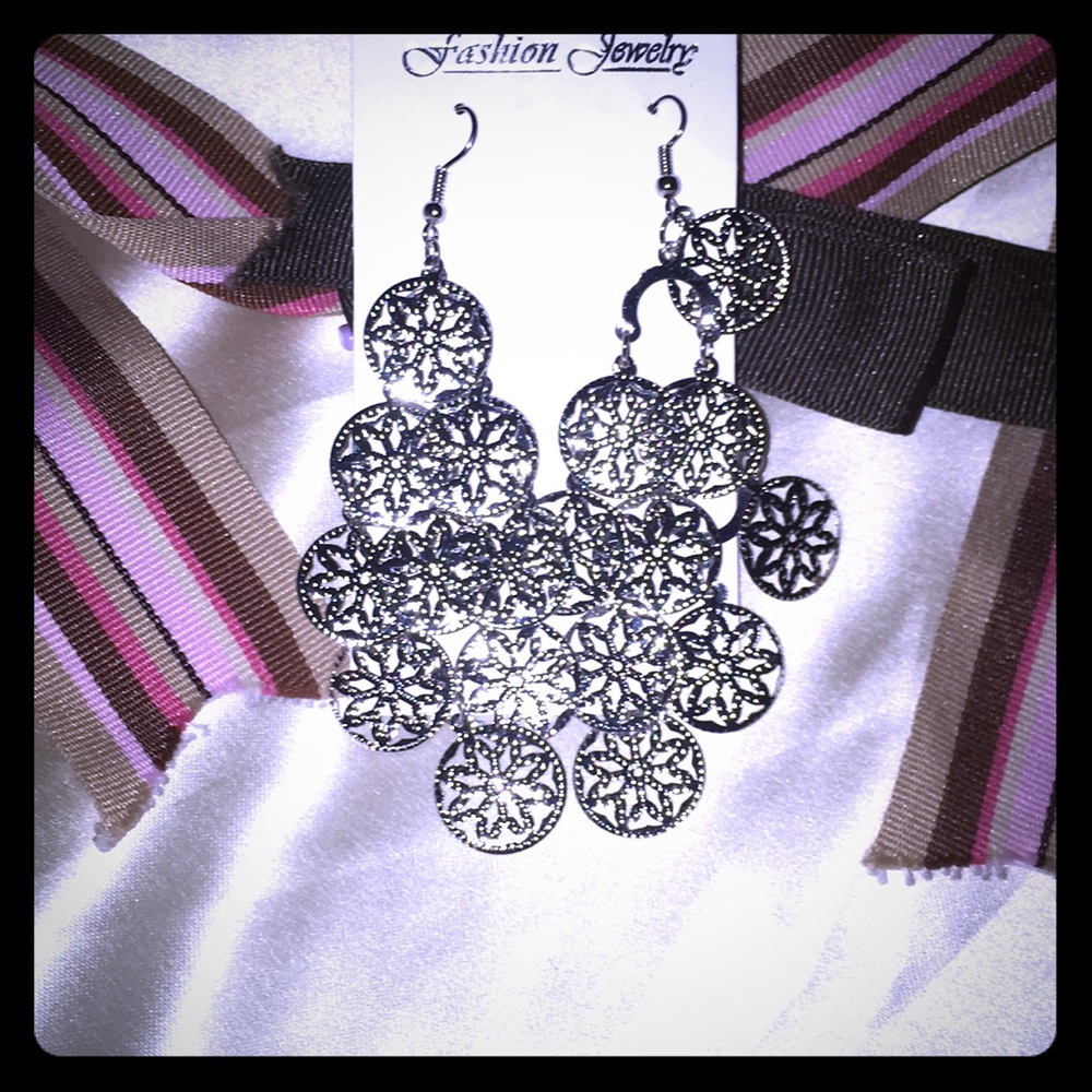 🎁 Any 4 for $15🎁 NWT Fashion Earrings 🎁